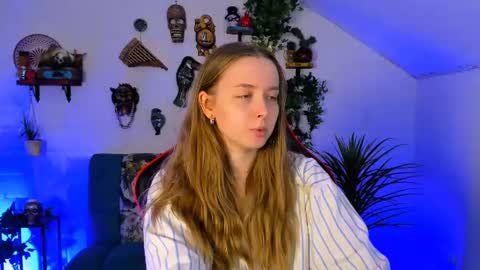 Jennifer online show from July 3, 1:16 pm