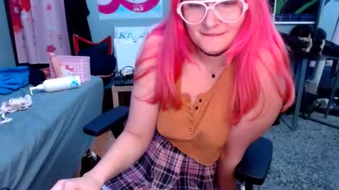 Jennifer Gwen online show from January 7, 4:50 am