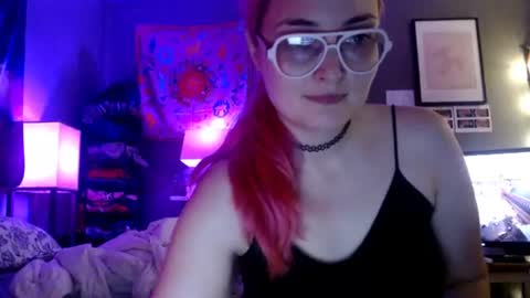 Jennifer Gwen online show from July 3, 2:16 am