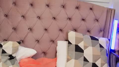 JenniferLovveX online show from March 27, 6:08 am