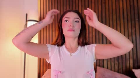     online show from February 3, 12:20 pm