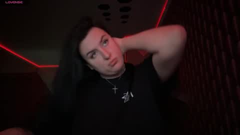 Jenny online show from January 16, 7:01 pm