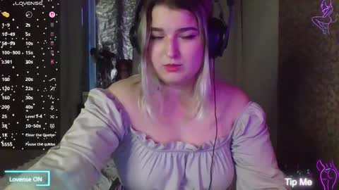 Snapshot of jenny_smitx chatting on October 25, 9:52 am jenny_smitx online show from October 25, 9:52 am