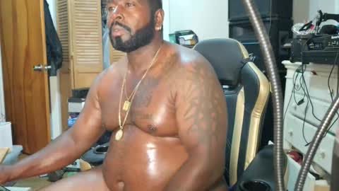 jeremiah0827 online show from October 5, 12:30 am