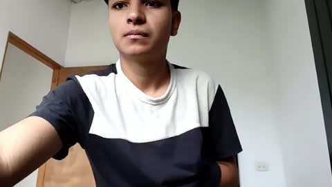 jeremy_handsome online show from June 26, 4:23 pm