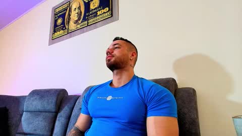 Jeremy Lowe online show from January 5, 7:39 pm