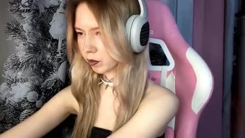 jerrienyhan online show from November 26, 1:41 pm