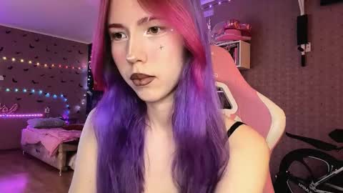 jerrienyhan online show from December 21, 2:12 pm