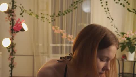 Molly online show from November 17, 3:36 pm