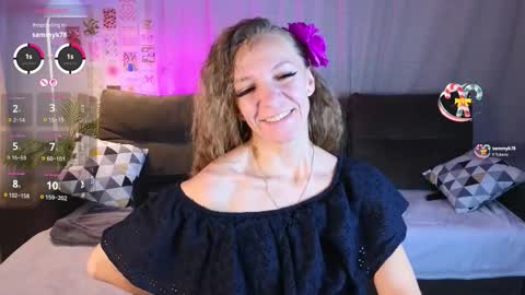 jesica_moon_peachy online show from October 18, 1:43 am