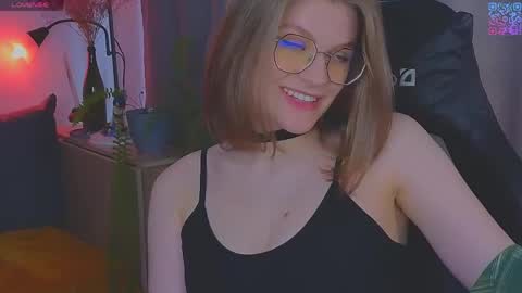  JessieVibes online show from May 5, 3:29 pm