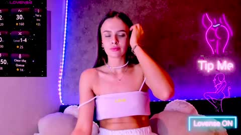 Jess online show from May 14, 10:35 am