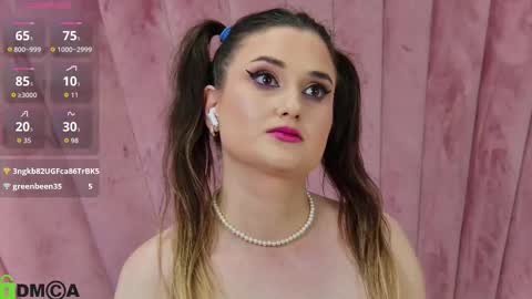 Jess online show from March 25, 8:32 am