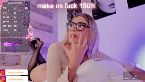 JESSI AND NAOMI online show from January 11, 11:34 am