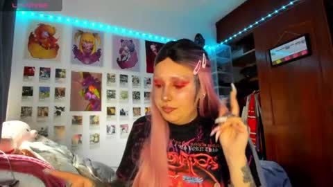 Your Sweet Angel online show from July 30, 9:04 pm