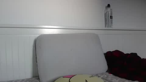 jessieryan online show from September 26, 4:42 am