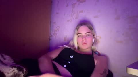 jessika_evans online show from October 1, 7:24 pm