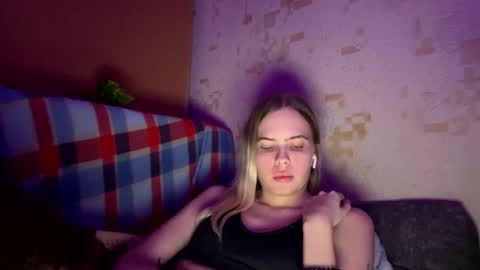 jessika_evans online show from March 12, 7:06 pm