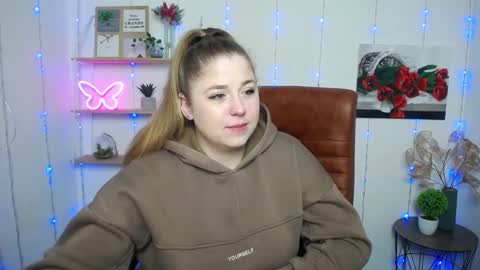 Jess online show from March 6, 7:03 am