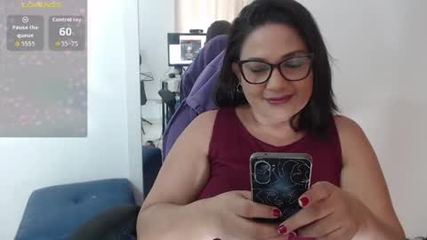 paola online show from April 13, 12:53 pm