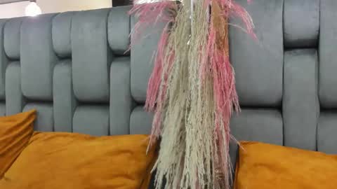 JESSY CORTES online show from March 31, 4:13 am