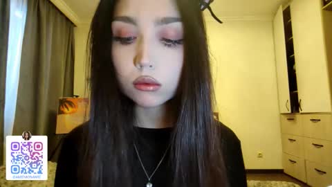 I am Gina ntmu Lets hit 10 Thumbs Up together online show from January 8, 6:30 am