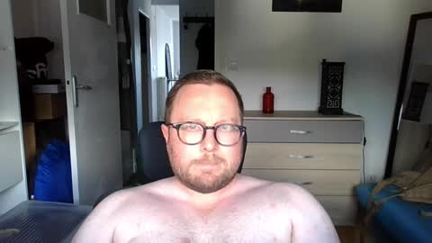jeuneloup92 online show from June 2, 4:31 pm