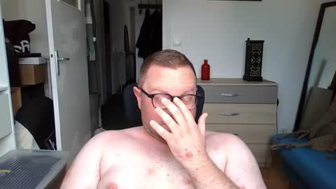jeuneloup92 online show from July 15, 3:49 pm