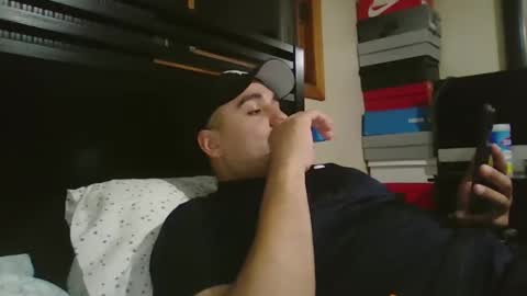 jewni_9819 online show from September 25, 2:40 am