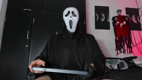 jey cox online show from October 31, 12:49 pm