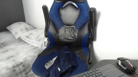 jey_foxx online show from April 13, 9:08 pm