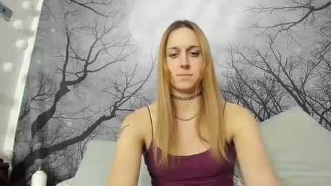 Jessica Hart online show from January 30, 5:41 am