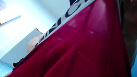 Jheampiero online show from November 6, 3:15 pm