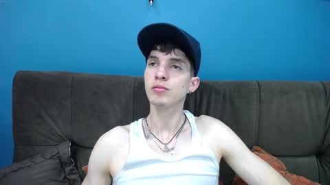 Jheampiero online show from November 17, 2:52 pm