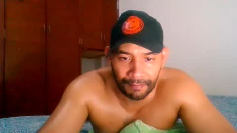 En moreno online show from November 2, 8:03 am