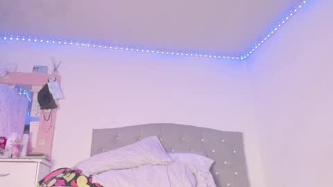 jhoanatrans22 online show from February 3, 8:46 am