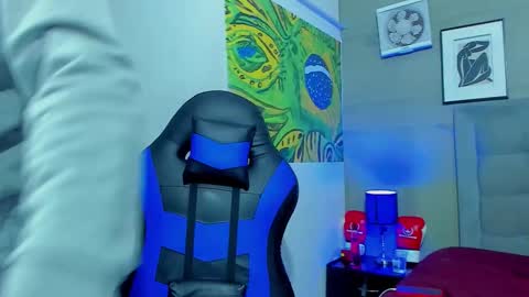 jhonny online show from December 3, 3:29 am