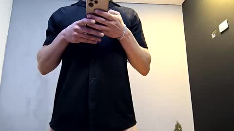 jhonny_thes28 online show from September 28, 12:47 pm