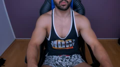 Snapshot of jhonnyboy007 chatting on October 9, 6:52 am Black Diamond online show from October 9, 6:52 am
