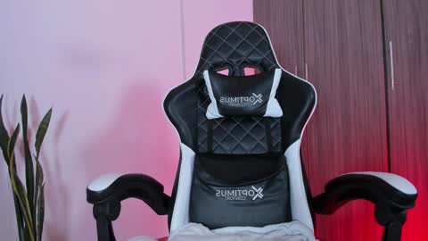 Snapshot of jhors_silv chatting on September 12, 12:12 am Jhors online show from September 12, 12:12 am