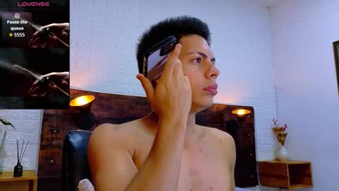 jhosuavega online show from October 26, 1:50 am