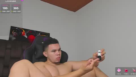 Jhonatan80  online show from March 5, 7:05 am