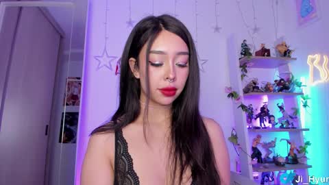 Ji  online show from September 19, 11:51 pm