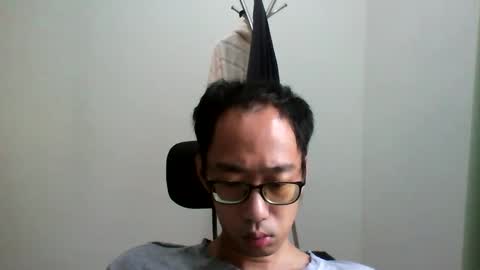 Snapshot of jiachi13 chatting on December 30, 3:03 am Alex online show from December 30, 3:03 am