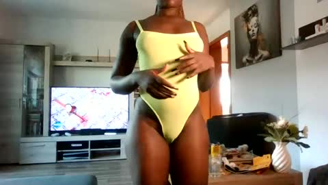 jill230390 online show from June 19, 5:30 pm