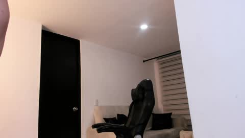 jim_dupont online show from March 29, 4:25 am