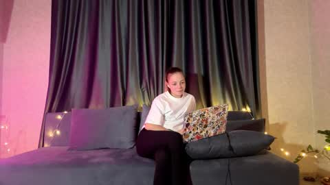 Steff online show from January 8, 7:31 pm