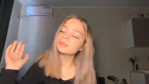 Steff online show from November 5, 7:21 am