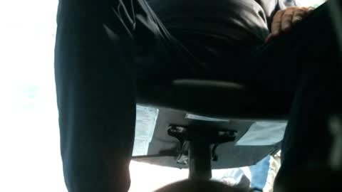 jimwellhung online show from February 21, 4:04 am