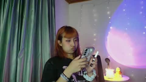 Minaa  online show from September 14, 2:03 am